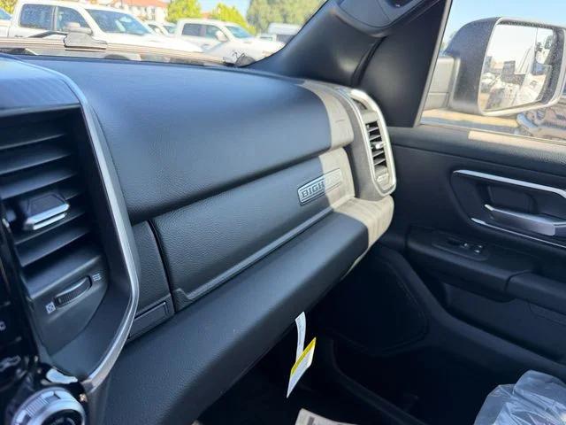 2026 Ram 1500 Big Horn Crew Cab 4x4 64 Box
