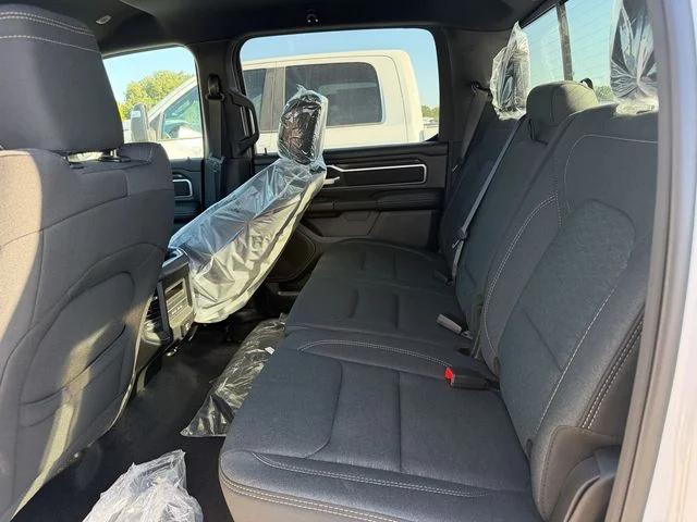 2026 Ram 1500 Big Horn Crew Cab 4x4 64 Box