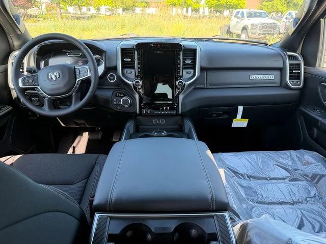 2026 Ram 1500 Big Horn Crew Cab 4x4 64 Box