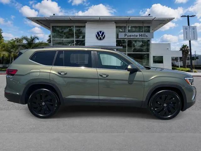 2026 Volkswagen Atlas SE with Technology