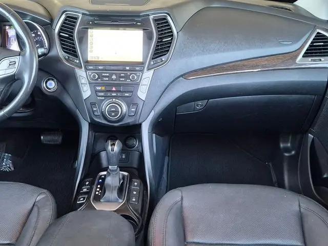 2017 Hyundai Santa Fe Sport 2.0T Ultimate