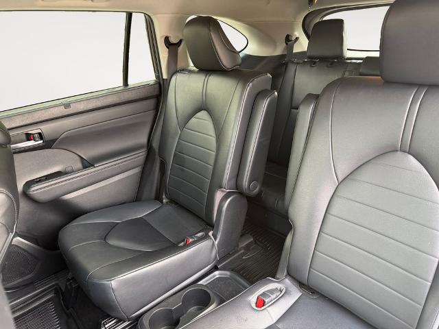 2023 Toyota Highlander Hybrid XLE