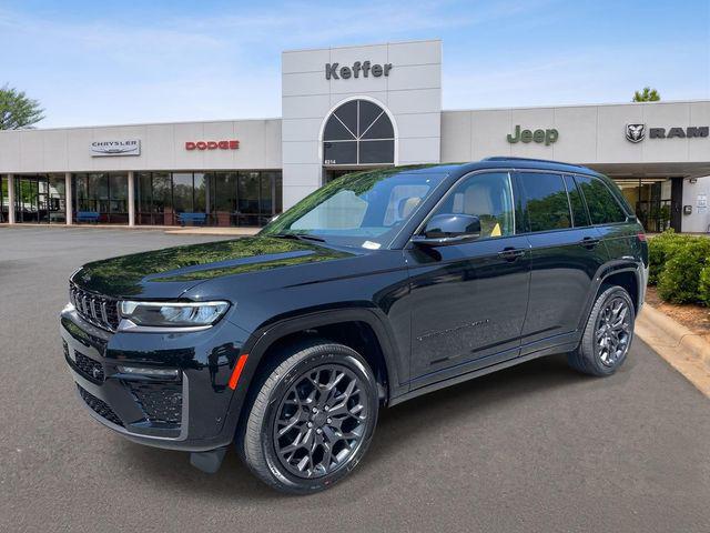 2026 Jeep Grand Cherokee Summit 4x4 for sale in Charlotte, NC