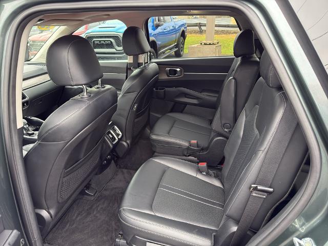 2022 Kia Sorento X-Line EX