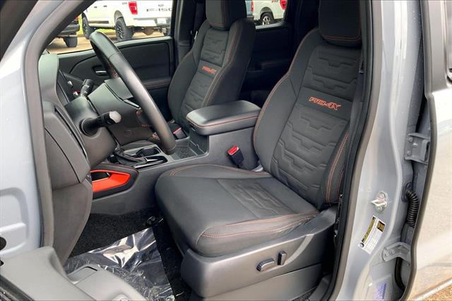 2024 Nissan Frontier Crew Cab PRO-4X 4x4