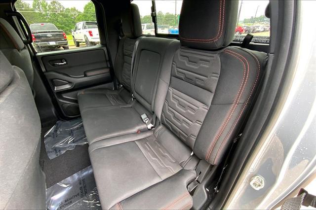 2024 Nissan Frontier Crew Cab PRO-4X 4x4