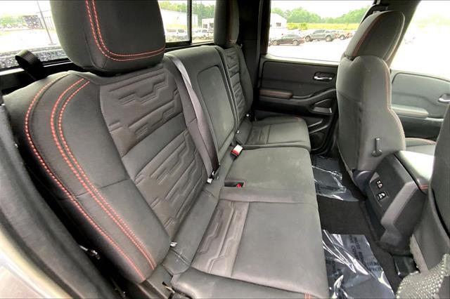 2024 Nissan Frontier Crew Cab PRO-4X 4x4