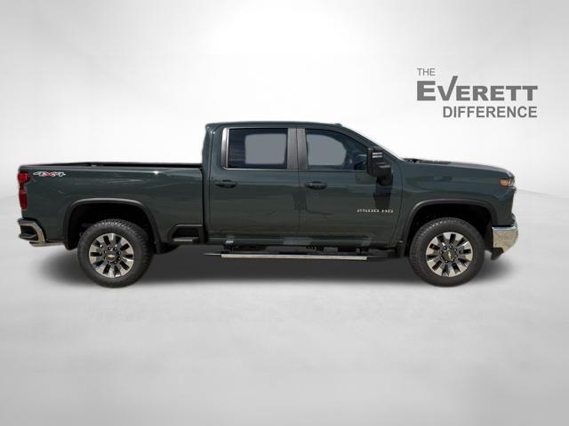 2026 Chevrolet Silverado 2500HD Crew Cab, Standard Bed, LT, 4WD