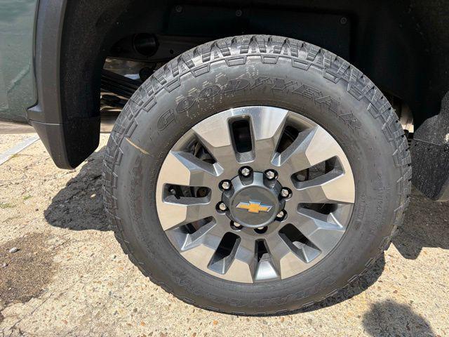 2026 Chevrolet Silverado 2500HD Crew Cab, Standard Bed, LT, 4WD