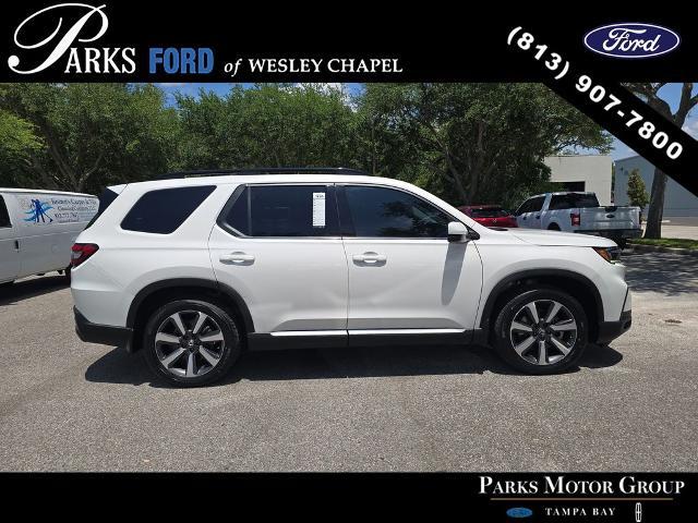 2023 Honda Pilot 2WD Touring