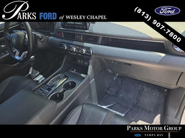 2023 Honda Pilot 2WD Touring