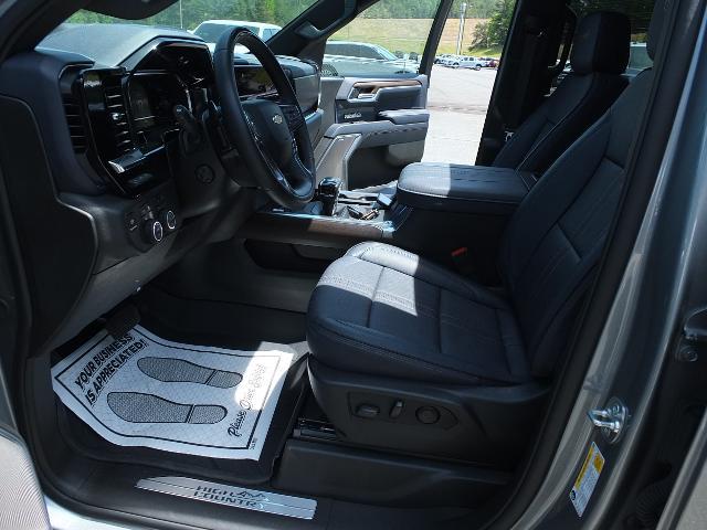 2025 Chevrolet Silverado 1500 4WD Crew Cab Short Bed High Country