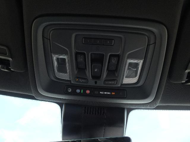 2025 Chevrolet Silverado 1500 4WD Crew Cab Short Bed High Country