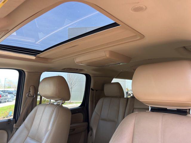 2014 Chevrolet Suburban LT