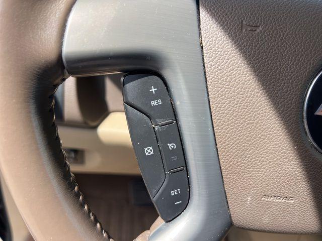 2014 Chevrolet Suburban LT