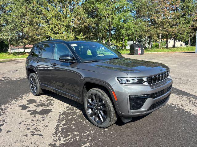 2026 Jeep Grand Cherokee GRAND CHEROKEE LIMITED RESERVE 4X4