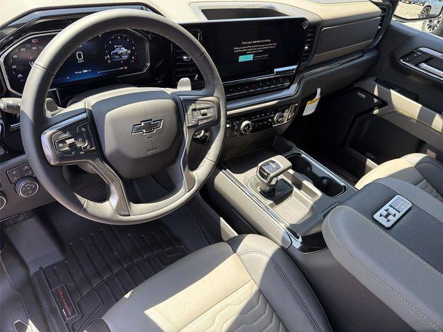 2026 Chevrolet Silverado 1500 4WD Crew Cab Short Bed ZR2
