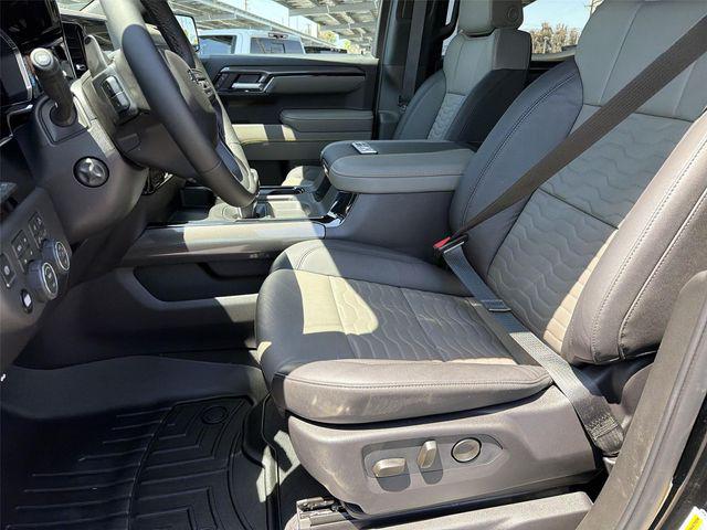 2026 Chevrolet Silverado 1500 4WD Crew Cab Short Bed ZR2