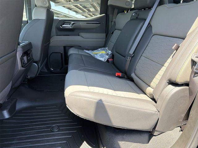 2026 Chevrolet Silverado 1500 4WD Crew Cab Short Bed ZR2