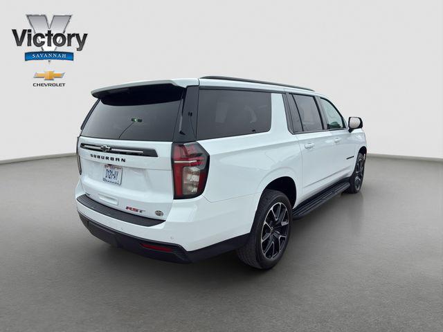 2023 Chevrolet Suburban 4WD RST