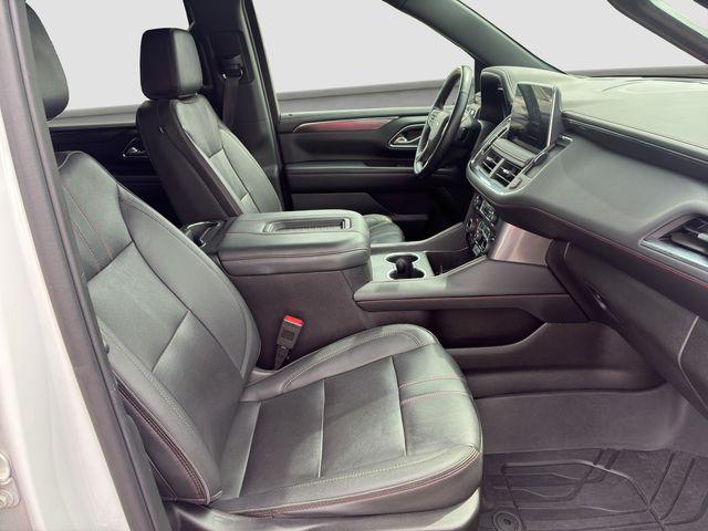 2023 Chevrolet Suburban 4WD RST
