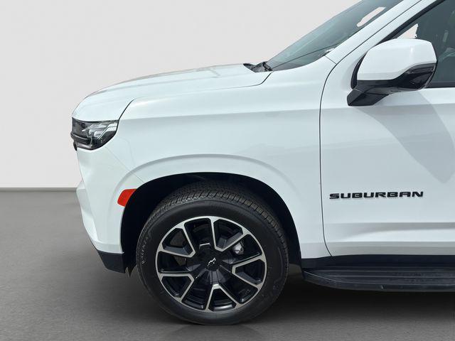 2023 Chevrolet Suburban 4WD RST