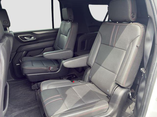 2023 Chevrolet Suburban 4WD RST
