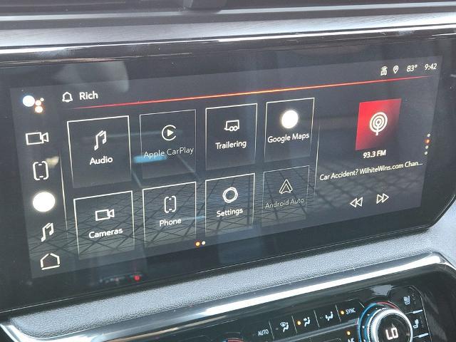 2022 GMC Sierra 1500 4WD Crew Cab Standard Box AT4