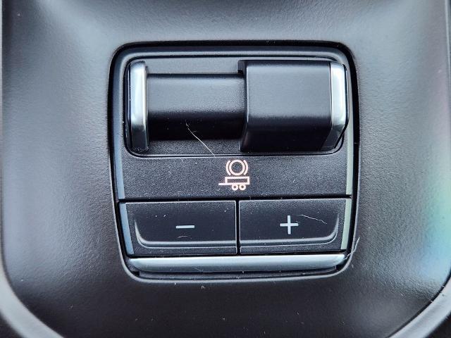 2022 GMC Sierra 1500 4WD Crew Cab Standard Box AT4
