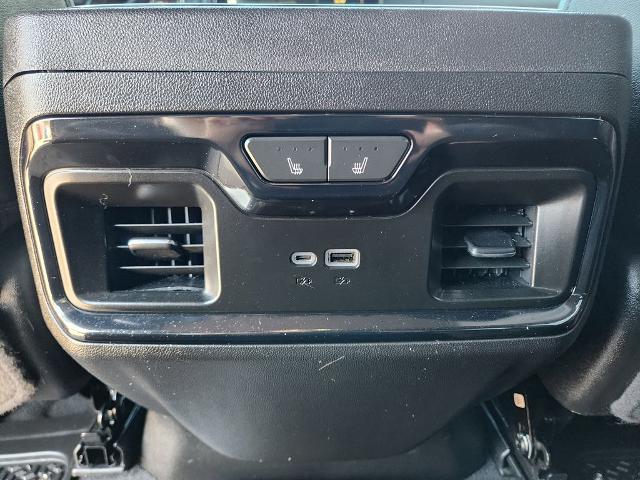 2022 GMC Sierra 1500 4WD Crew Cab Standard Box AT4