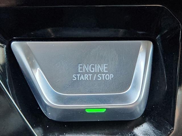 2022 GMC Sierra 1500 4WD Crew Cab Standard Box AT4