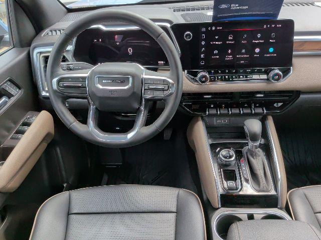 2025 GMC Canyon 4WD Denali