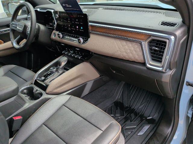 2025 GMC Canyon 4WD Denali
