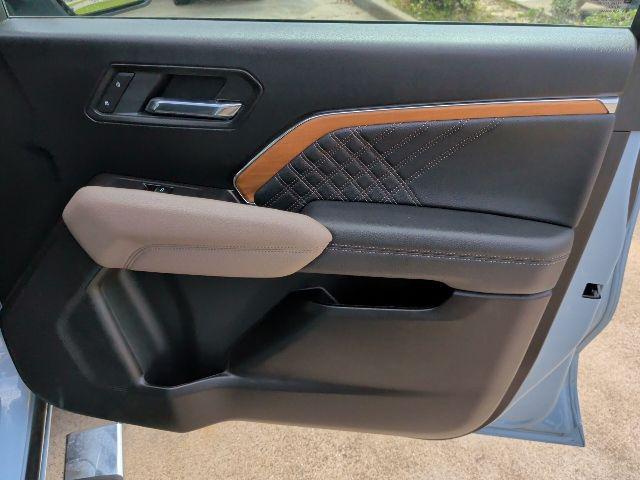 2025 GMC Canyon 4WD Denali