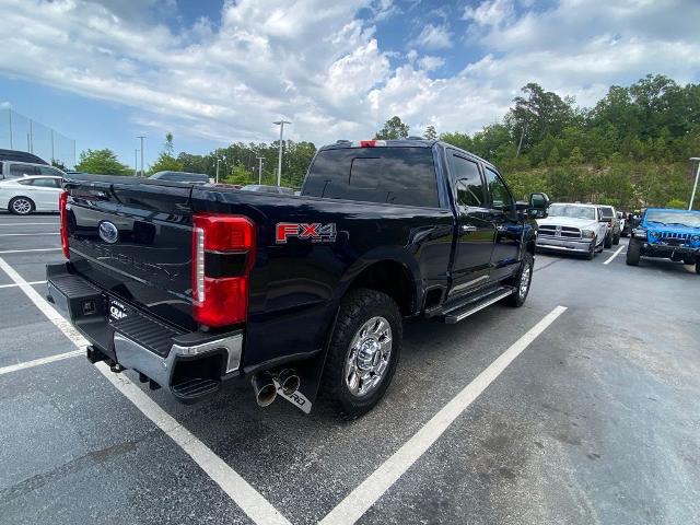 2023 Ford F-350 LARIAT