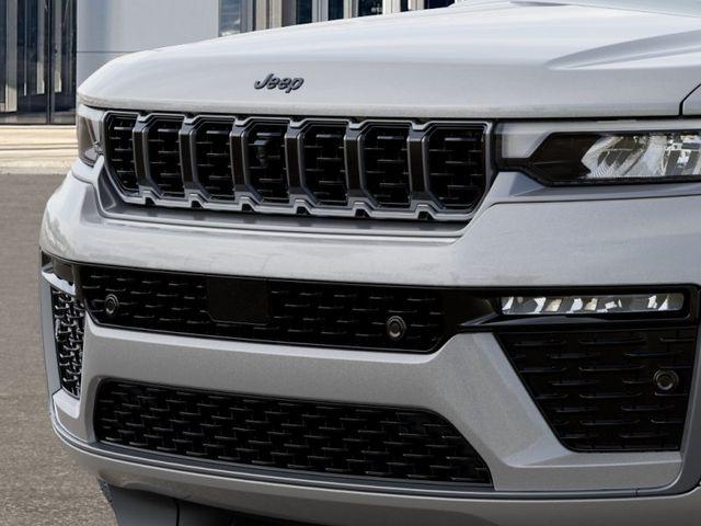 2026 Jeep Grand Cherokee Summit 4x4
