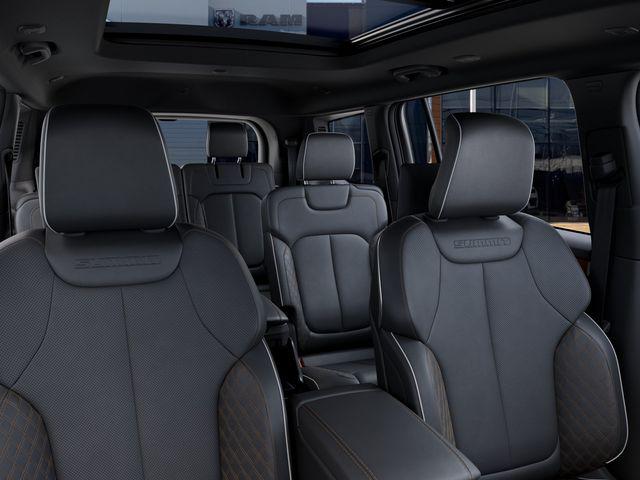 2026 Jeep Grand Cherokee Summit 4x4