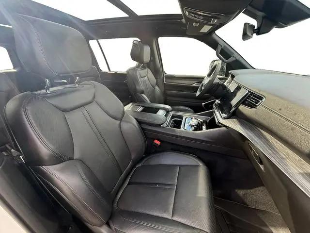 2023 Jeep Wagoneer Series III 4x4