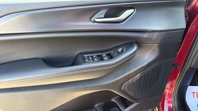 2024 Jeep Grand Cherokee L Laredo 4x2