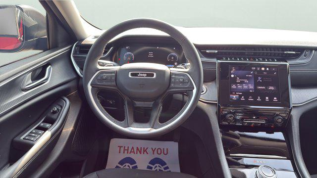 2024 Jeep Grand Cherokee L Laredo 4x2