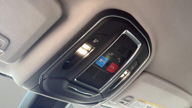 2024 Jeep Grand Cherokee L Laredo 4x2