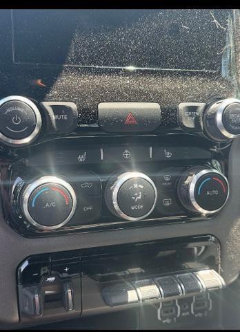 2022 Ram 1500 Big Horn Crew Cab 4x2 6'4" Box