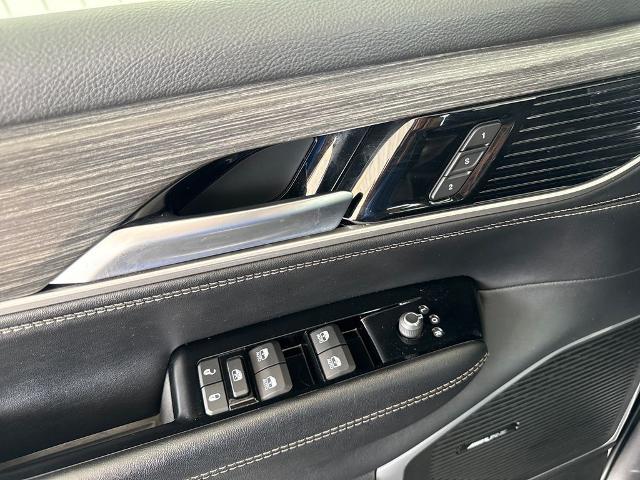 2024 Jeep Wagoneer Series II 4x2