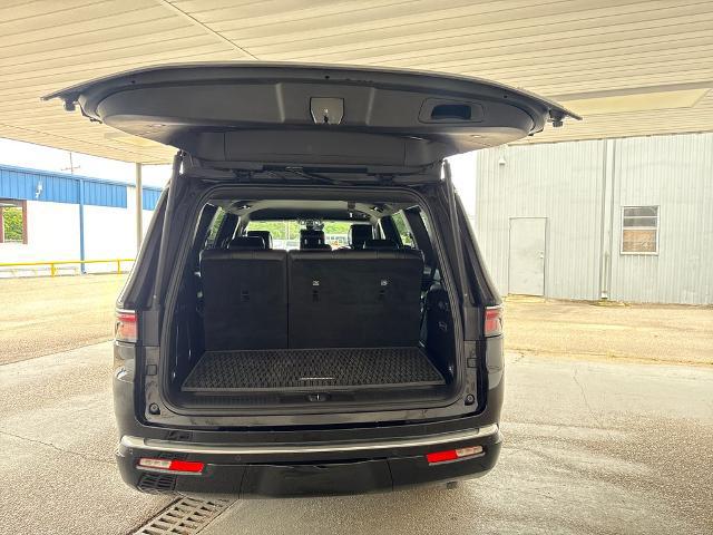 2024 Jeep Wagoneer Series II 4x2