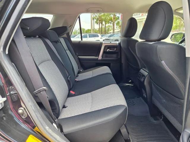 2022 Toyota 4Runner SR5