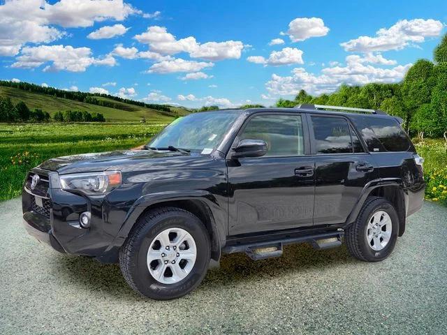 2022 Toyota 4Runner SR5