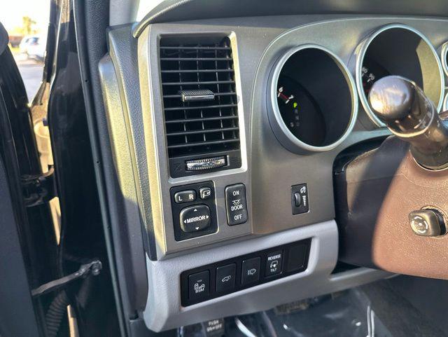 2016 Toyota Sequoia Platinum 5.7L V8