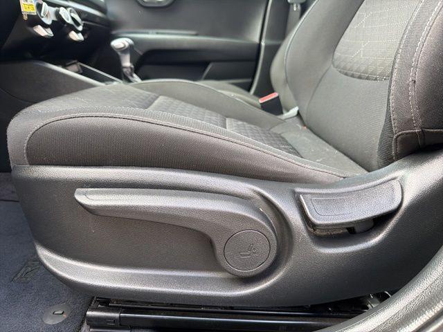 2023 Kia Rio LX