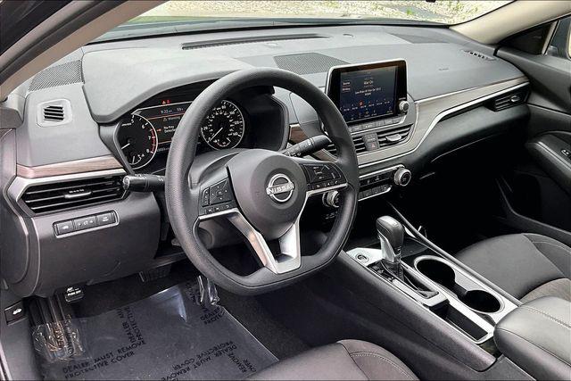 2024 Nissan Altima SV FWD