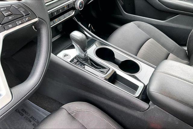 2024 Nissan Altima SV FWD